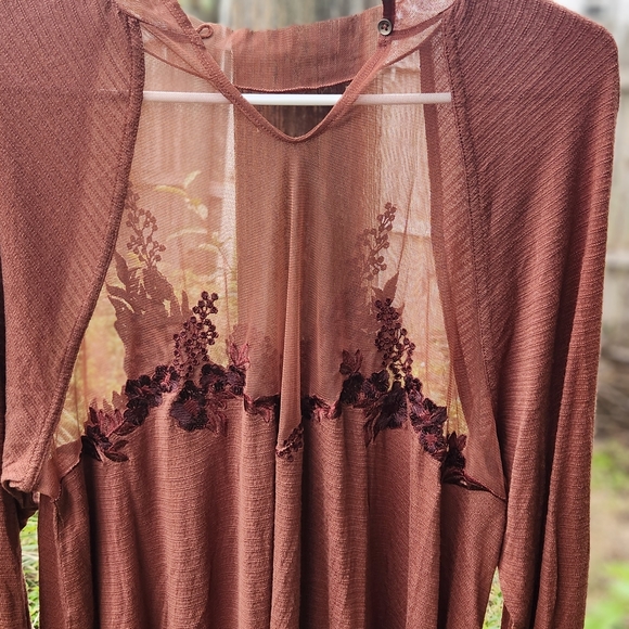 Free People SAHELI TOP Amber Brown Round Hem Tunic, made in India - Picture 4 of 10